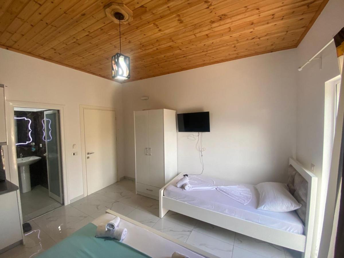 Vila Rafael Sarandë Exterior foto